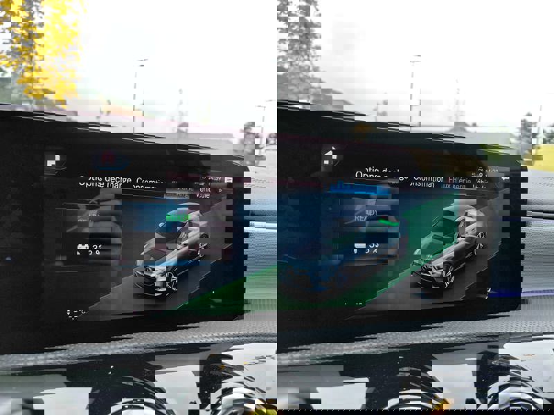 Image Mercedes-Benz CLASSE A A 250 e  Berline Compacte AMG Line 